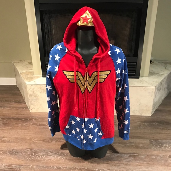 DC Comics Tops - 3/$15 DC Comics Wonder Woman Hoodie, Small (15)